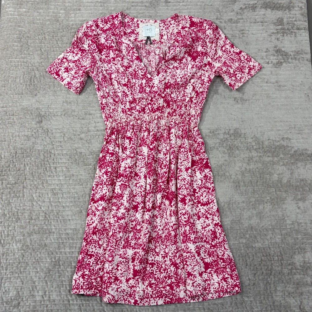 HD in Paris Anthropologie Pink White Floral V-Neck Smocked Waist Mini Dress Sz 2